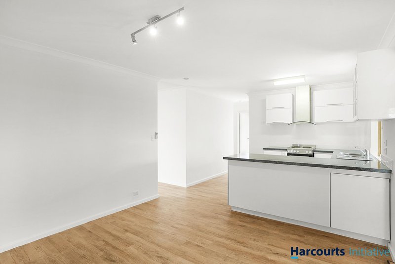 Photo - 8B Auks Rise, Ballajura WA 6066 - Image 9