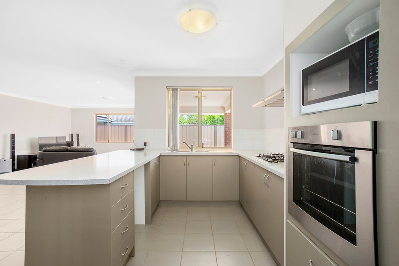 Photo - 8B Brixton Street, Beckenham WA 6107 - Image 6