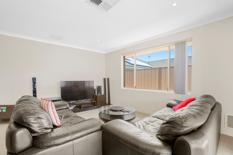 Photo - 8B Brixton Street, Beckenham WA 6107 - Image 12