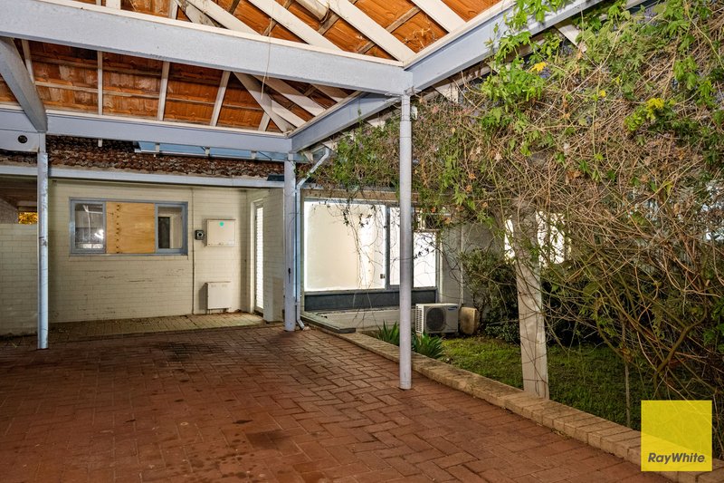 Photo - 8B Casserley Avenue, Girrawheen WA 6064 - Image 2