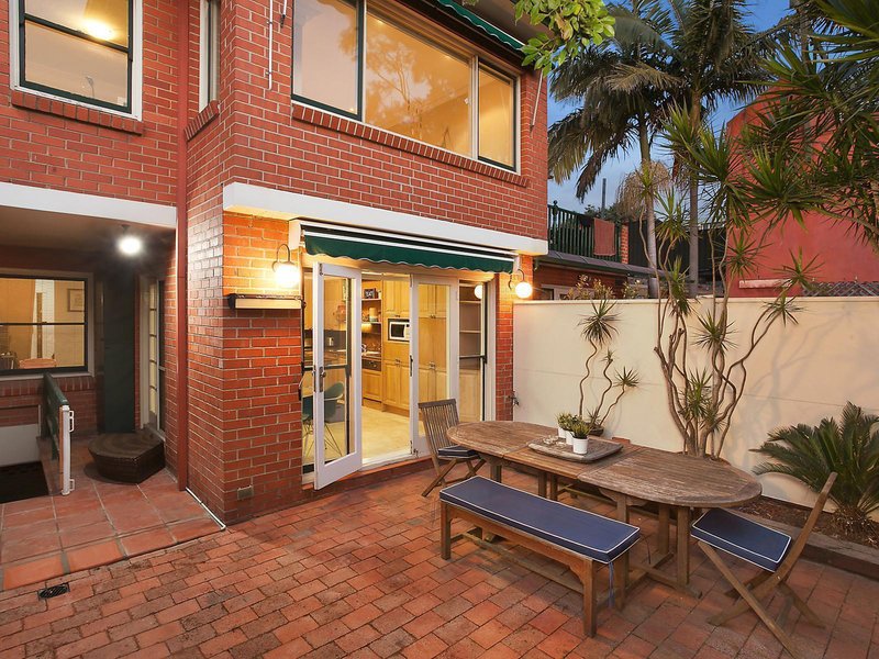 Photo - 8B Merlin Street, Neutral Bay NSW 2089 - Image 7