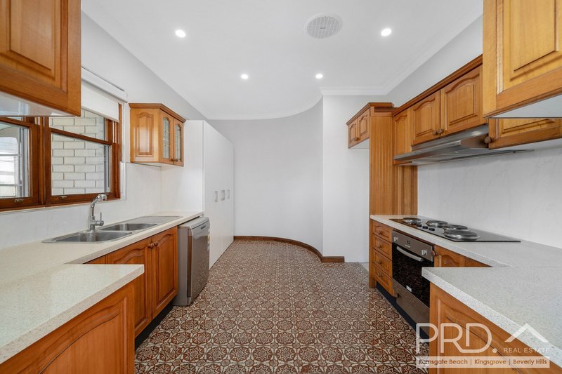 Photo - 8B Parliament Terrace, Bexley NSW 2207 - Image 5