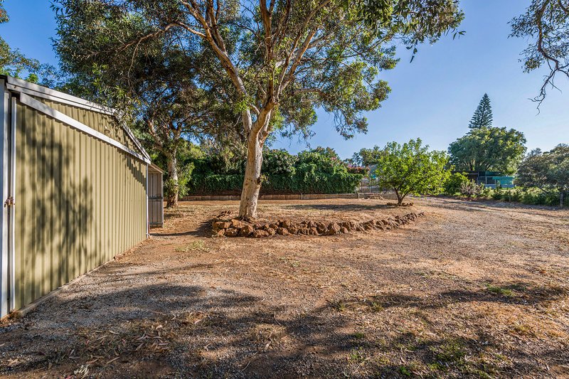 Photo - 8B Simeon Close, Kalamunda WA 6076 - Image 34