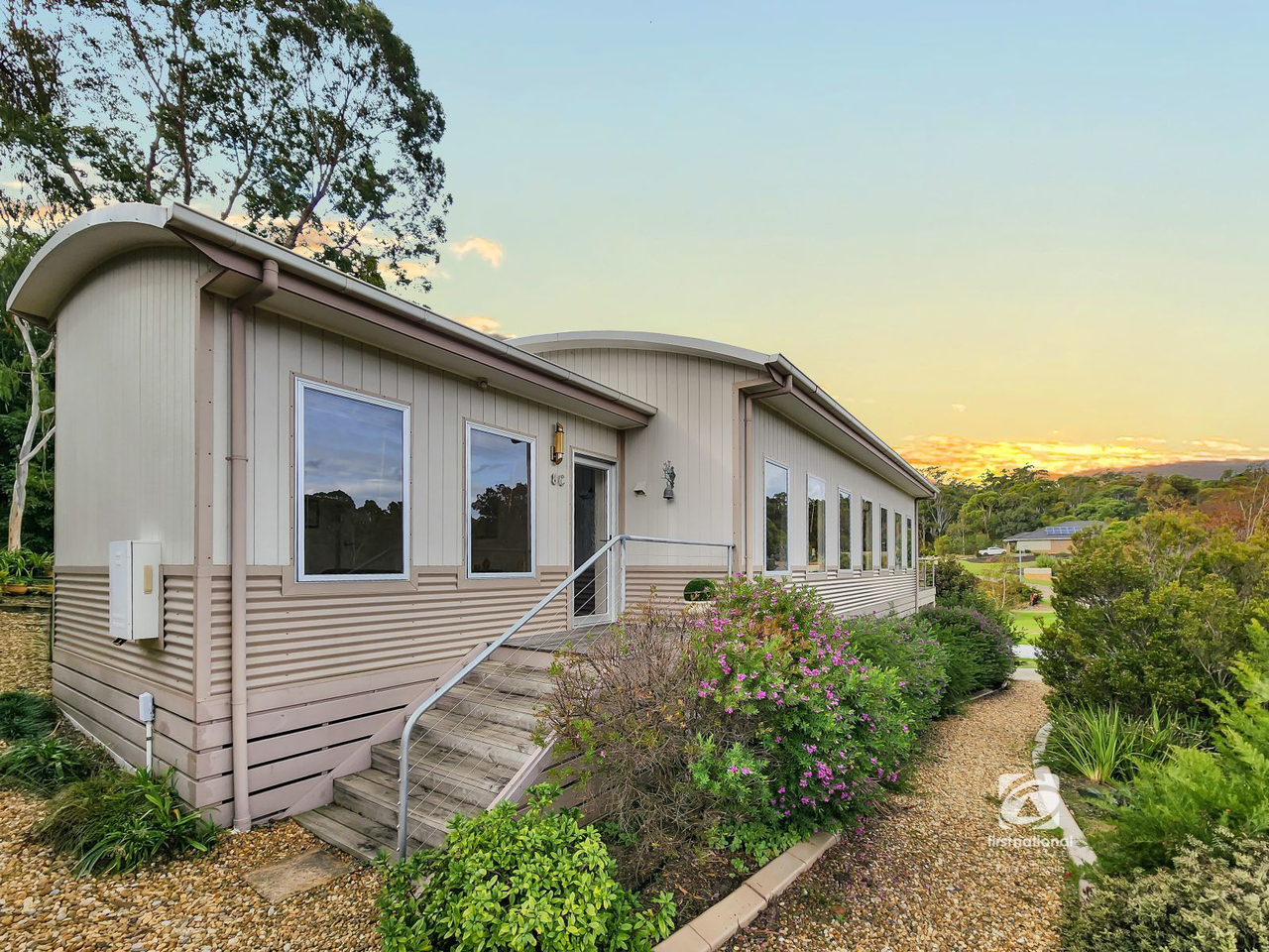 8C Kingscote Drive, Metung, VIC 3904 - Image 1