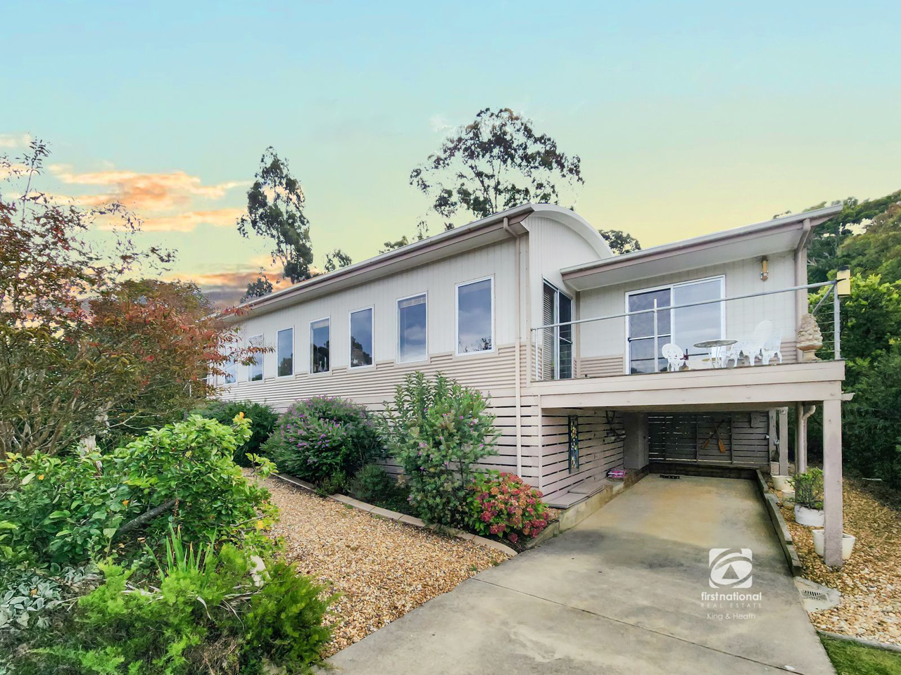 8C Kingscote Drive, Metung, VIC 3904 - Image 3