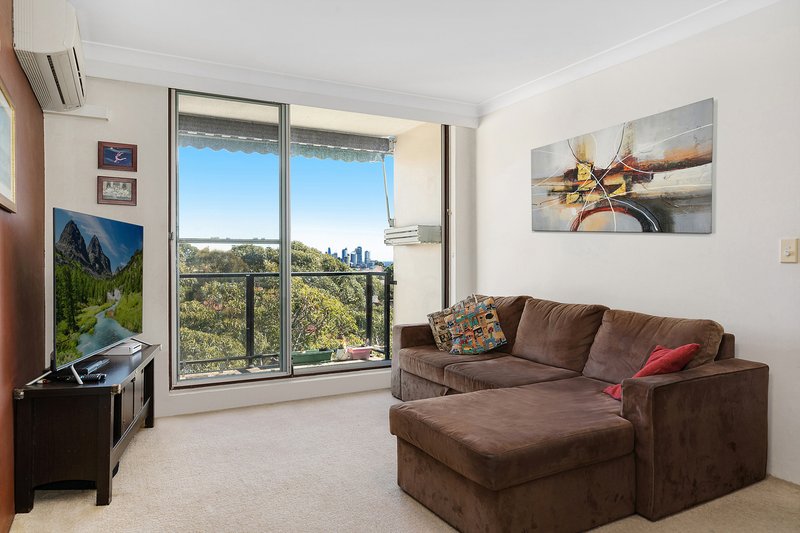 Photo - 8D/39-41 Penkivil Street, Bondi NSW 2026 - Image 1