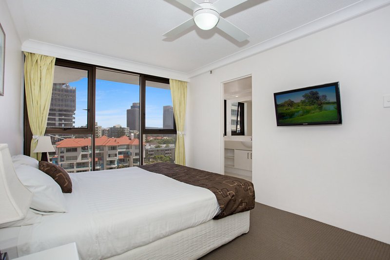 Photo - 8E 4 Old Burleigh Road, Surfers Paradise QLD 4217 - Image 9