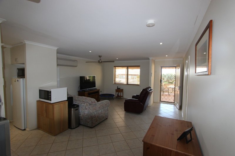 Photo - 8E Goodwyn Close, Millars Well WA 6714 - Image 2