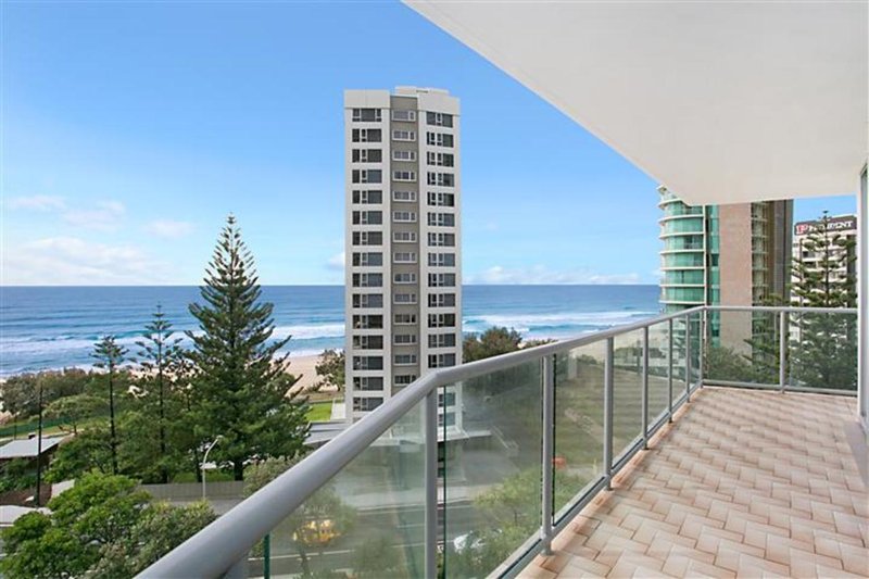 Photo - 8F 5 Clifford Street, Surfers Paradise QLD 4217 - Image 2