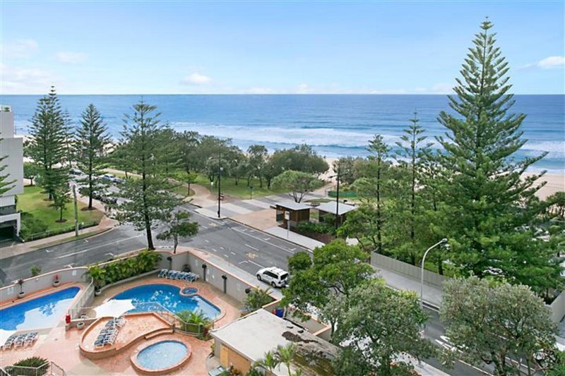 Photo - 8F 5 Clifford Street, Surfers Paradise QLD 4217 - Image 3