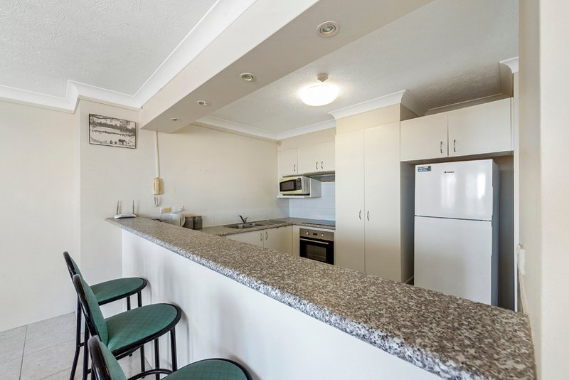 Photo - 8F/50 Breakers North / Old Burleigh Road, Surfers Paradise QLD 4217 - Image 10
