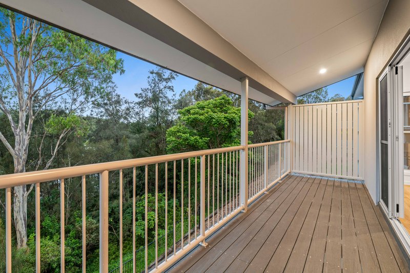 Photo - 9 & 10/4 Fleay Court, Burleigh Heads QLD 4220 - Image 18