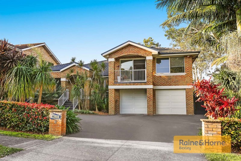 Photo - 9-11 Actinotus Ave , Caringbah South NSW 2229 - Image 7