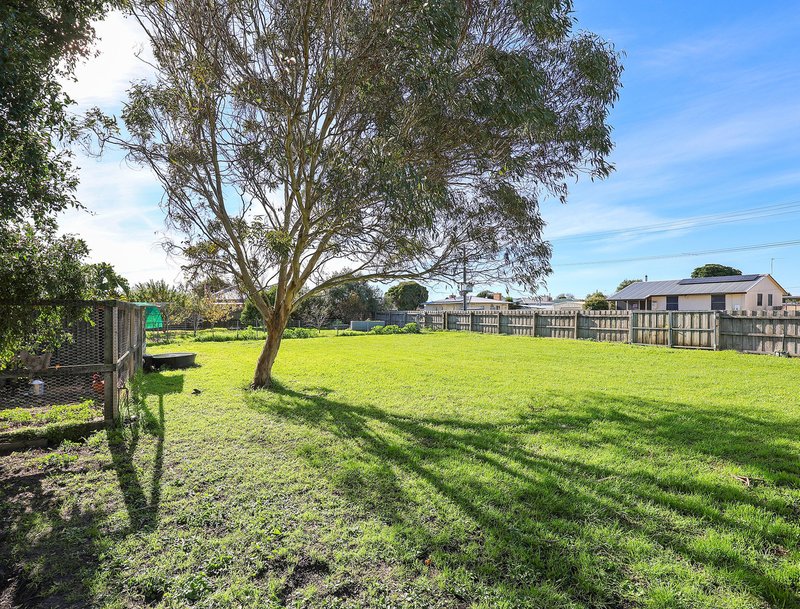Photo - 9 & 11 Best Street, Heywood VIC 3304 - Image 3