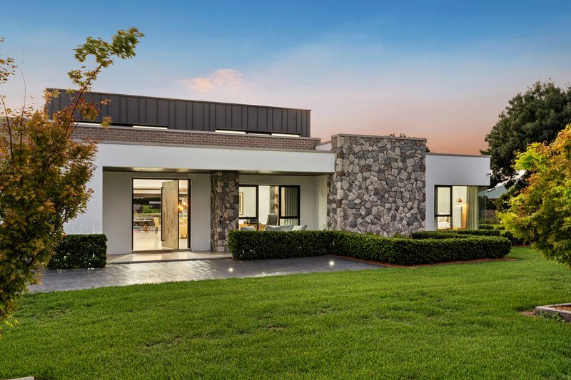 Photo - 9-11 Coreen Avenue, Cecil Park NSW 2178 - Image 5