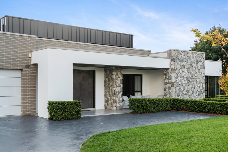 Photo - 9-11 Coreen Avenue, Cecil Park NSW 2178 - Image 6