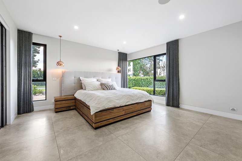 Photo - 9-11 Coreen Avenue, Cecil Park NSW 2178 - Image 17