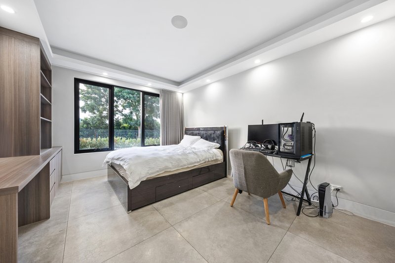 Photo - 9-11 Coreen Avenue, Cecil Park NSW 2178 - Image 18