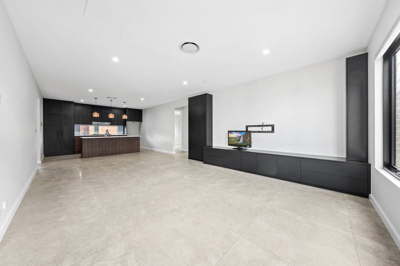 Photo - 9-11 Coreen Avenue, Cecil Park NSW 2178 - Image 19