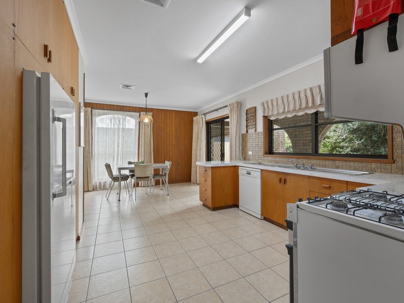 Photo - 9-11 Dixon Street, Wangaratta VIC 3677 - Image 3