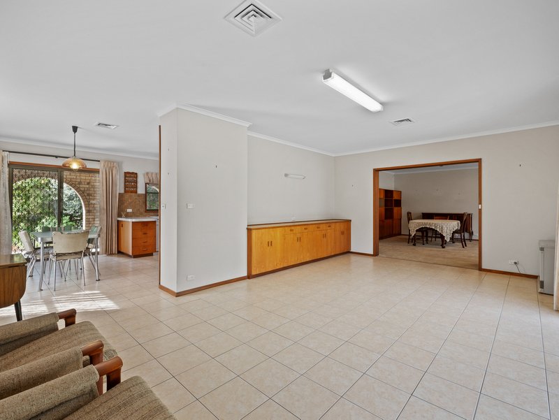 Photo - 9-11 Dixon Street, Wangaratta VIC 3677 - Image 7