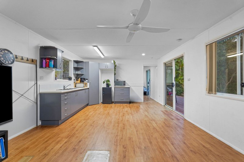 Photo - 9-11 Enkleman Road, Yatala QLD 4207 - Image 23