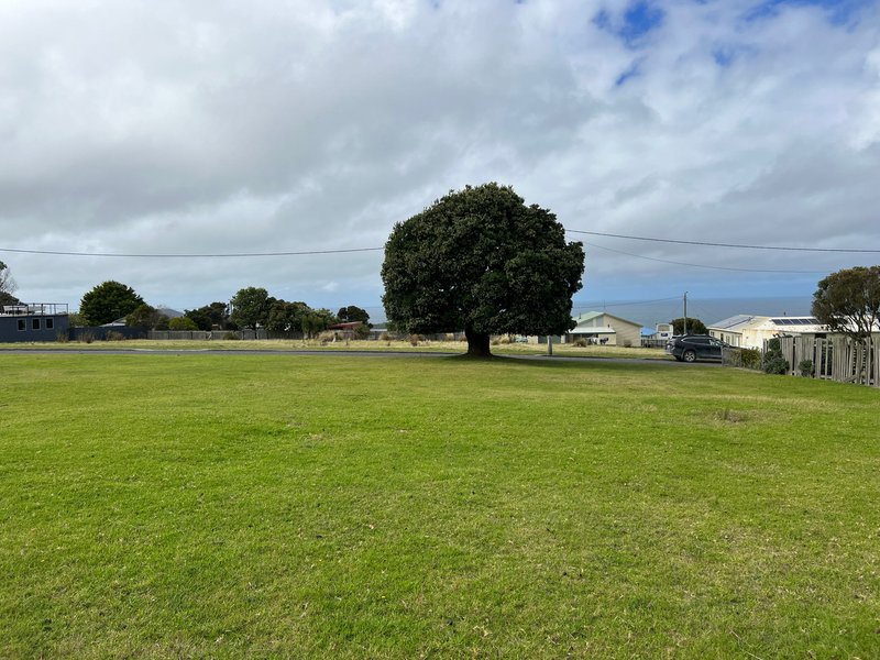 Photo - 9 & 11 Sassafras Street, Grassy TAS 7256 - Image 14