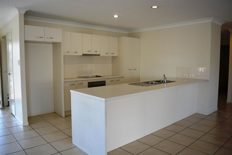 Photo - 9 -11 Soward Court, Morayfield QLD 4506 - Image 5