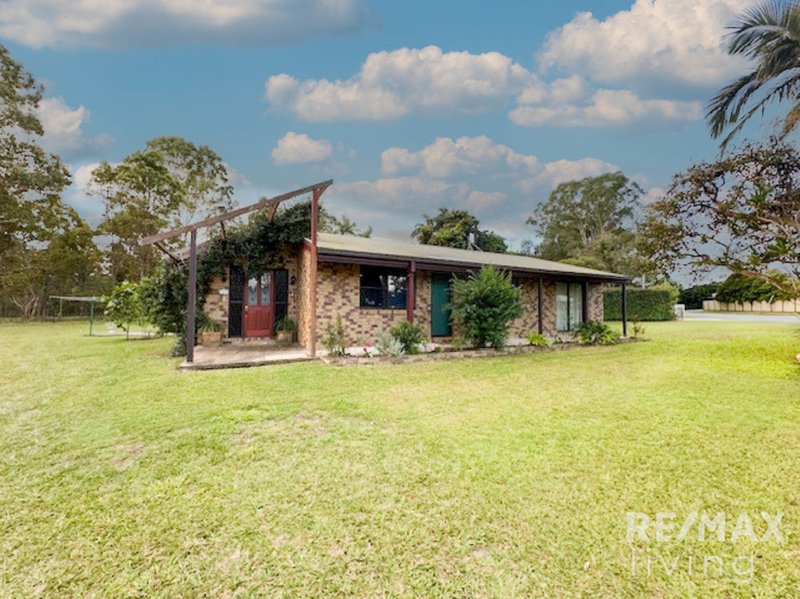 Photo - 9-13 Leichhardt Street, Woodford QLD 4514 - Image 4