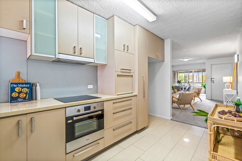 Photo - 9 / 14 York Street, Coorparoo QLD 4151 - Image 6