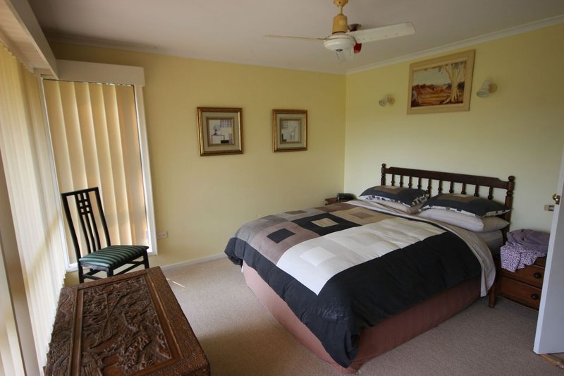 Photo - 9-17 Farwell Close, Kooralbyn QLD 4285 - Image 16