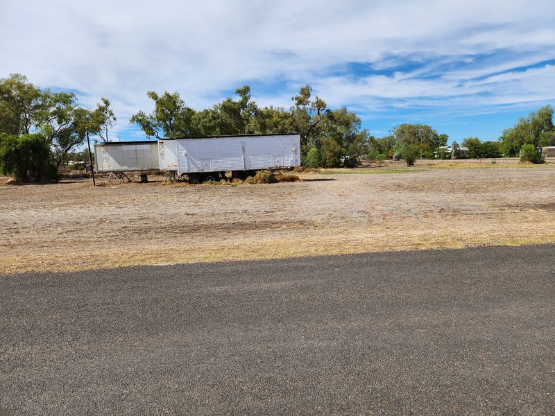 Photo - 9-19 Charles Street, Dirranbandi QLD 4486 - Image