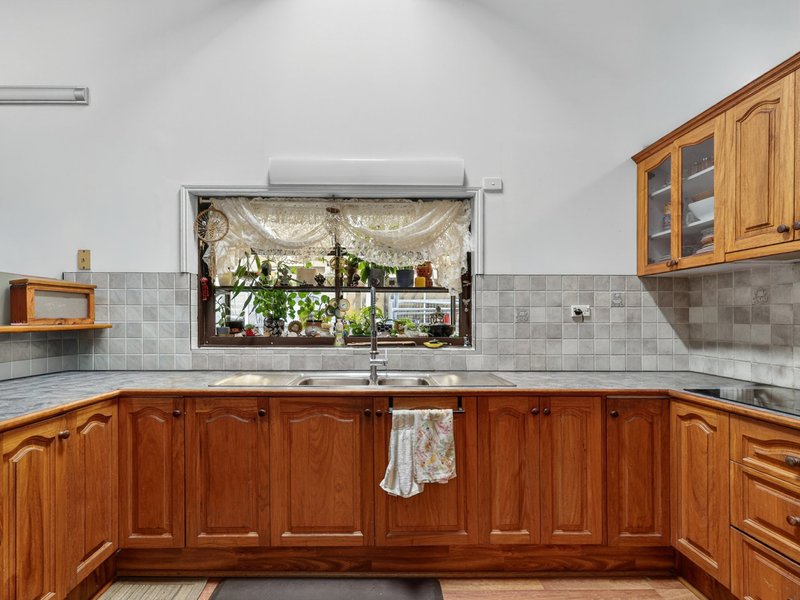 Photo - 9 & 9a Chisholm Avenue, Lake Munmorah NSW 2259 - Image 5