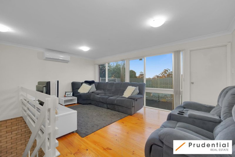 Photo - 9 & 9A Kooloona Crescent, Bradbury NSW 2560 - Image 3