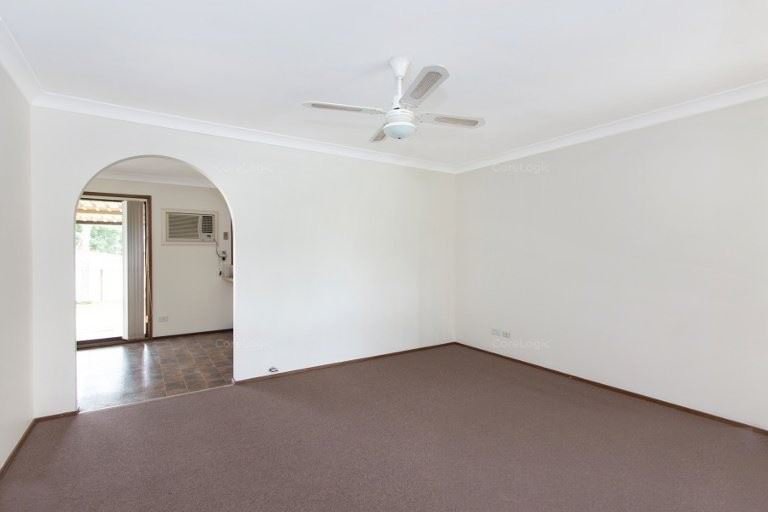 Photo - 9 & 9A Sumner Street, Hassall Grove NSW 2761 - Image 4
