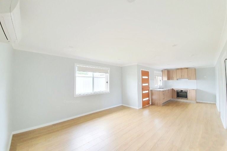 Photo - 9 & 9A Sumner Street, Hassall Grove NSW 2761 - Image 9