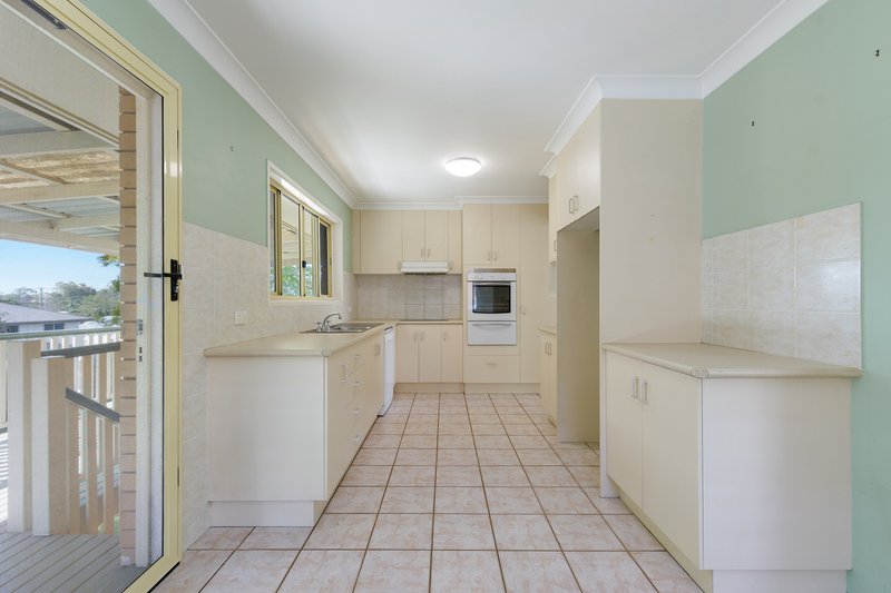 Photo - 9 Abbey Street, Wavell Heights QLD 4012 - Image 2