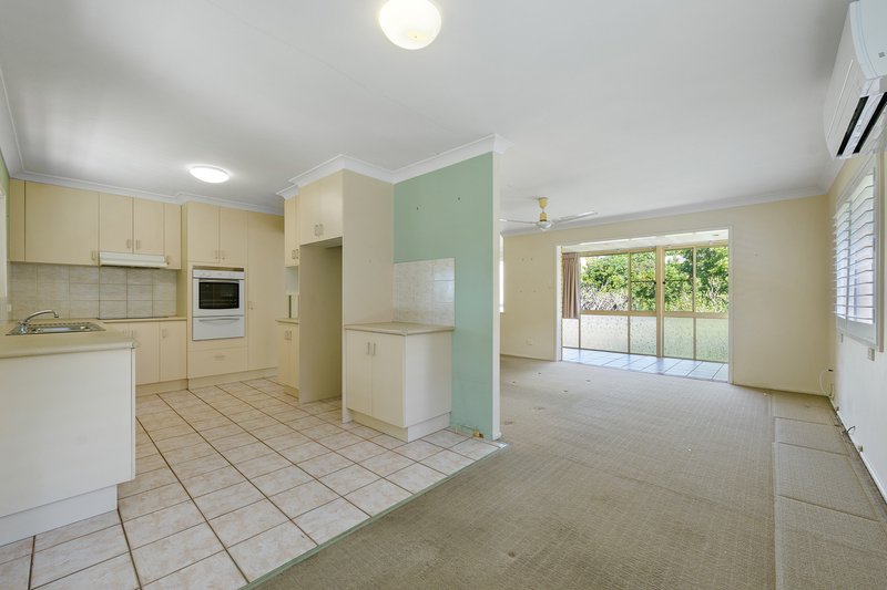 Photo - 9 Abbey Street, Wavell Heights QLD 4012 - Image 3