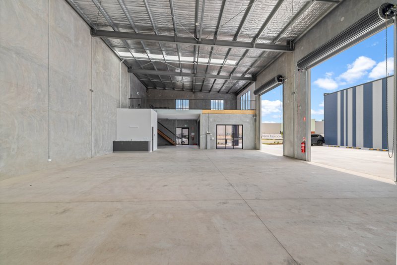Photo - 9 Abeles Street, Baringa QLD 4551 - Image 5