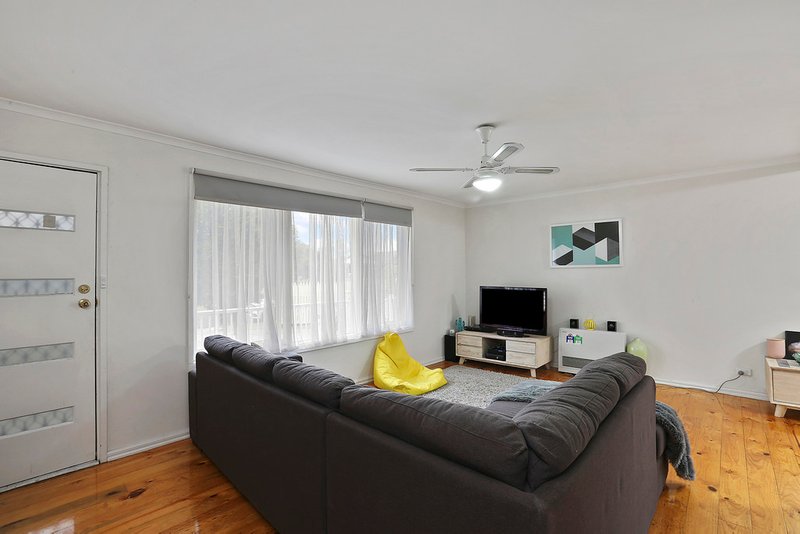 Photo - 9 Abelia Street, Corio VIC 3214 - Image 2