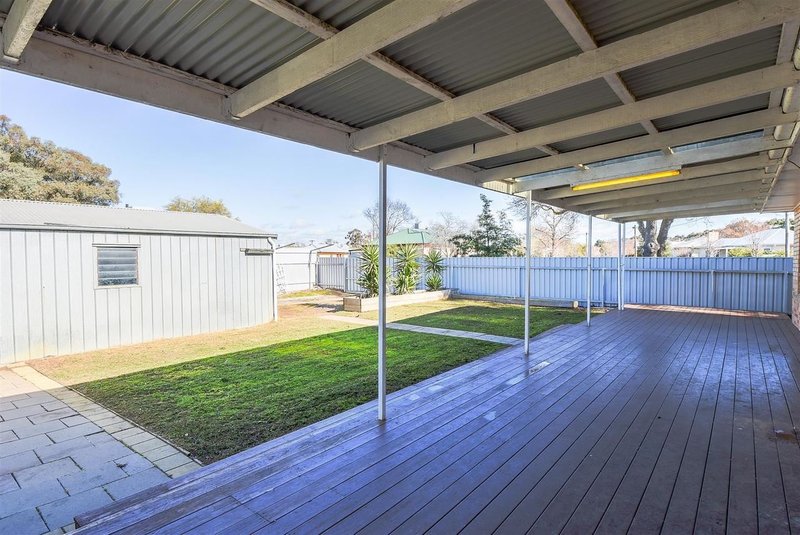 Photo - 9 Acacia Street, Horsham VIC 3400 - Image 8