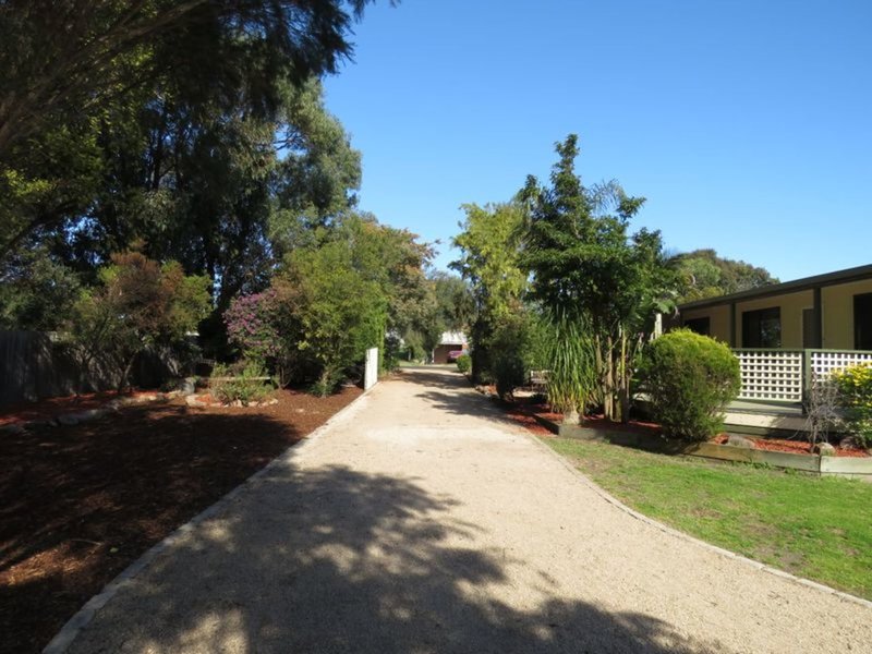 Photo - 9 Acrux Drive, Newlands Arm VIC 3875 - Image 13