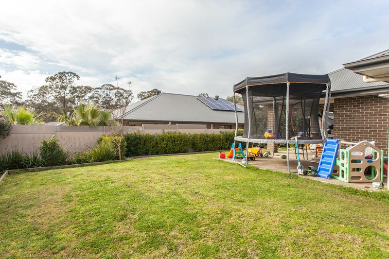 Photo - 9 Ainsworth Crescent, North Rothbury NSW 2335 - Image 13