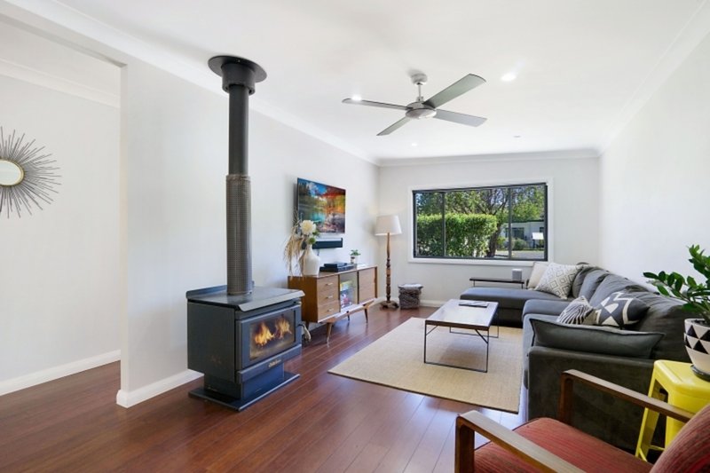 Photo - 9 Airly Road, Umina Beach NSW 2257 - Image 5