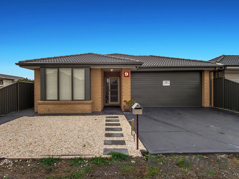 9 Albanvale Drive, Albanvale VIC 3021