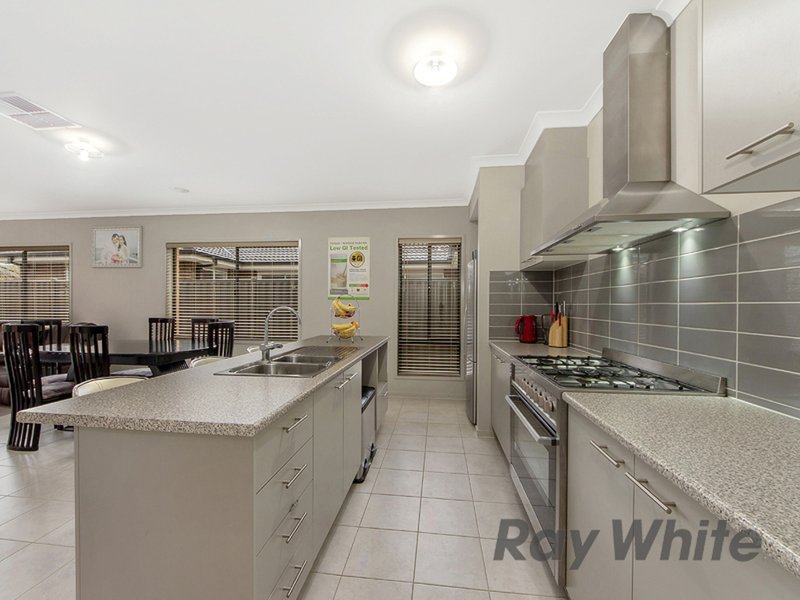 Photo - 9 Albanvale Drive, Albanvale VIC 3021 - Image 2