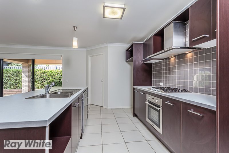 Photo - 9 Albany Court, Murrumba Downs QLD 4503 - Image 5