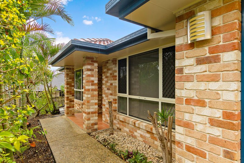 Photo - 9 Alberic Court, Eatons Hill QLD 4037 - Image 11