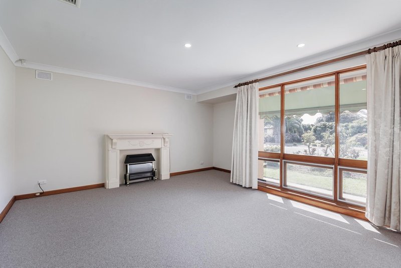 Photo - 9 Alexander Avenue, Grange SA 5022 - Image 5