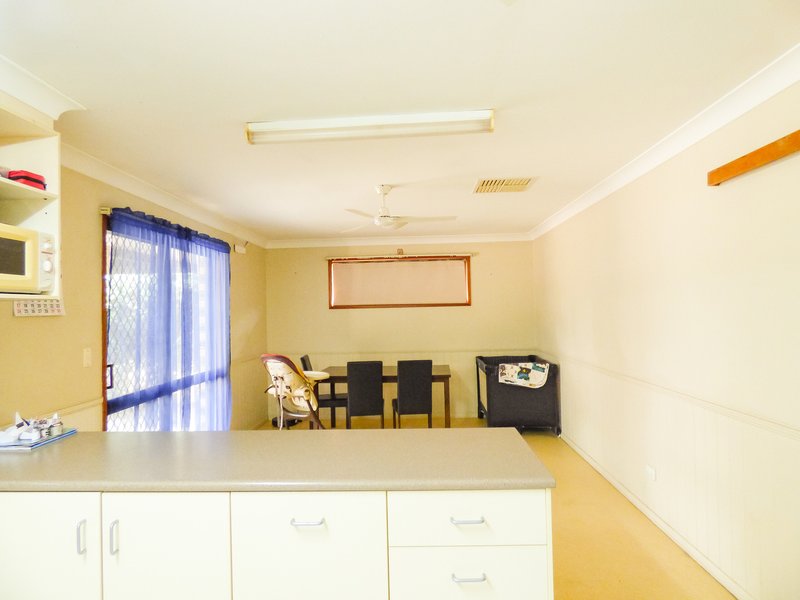 Photo - 9 Alexander Avenue, Roma QLD 4455 - Image 4